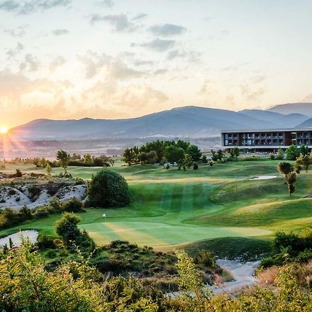 ​Exe Las Margas Golf Latas Exteriör bild