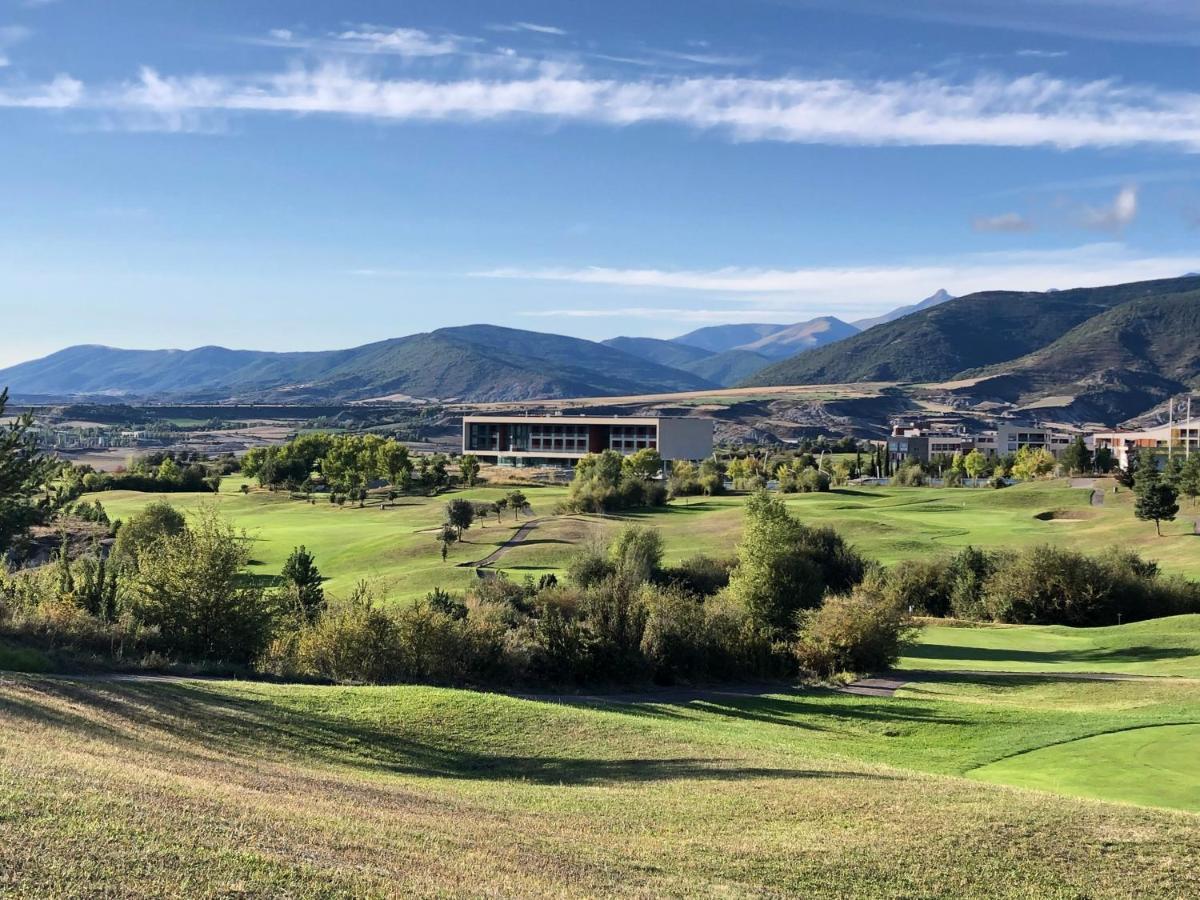 ​Exe Las Margas Golf Latas Exteriör bild