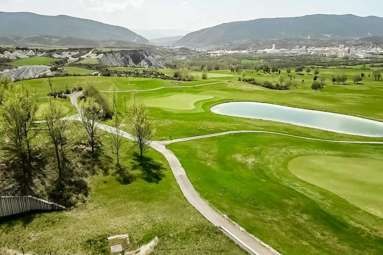 ​Exe Las Margas Golf Latas Exteriör bild