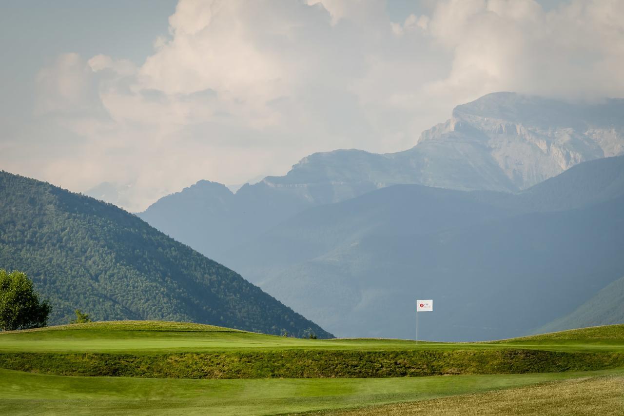​Exe Las Margas Golf Latas Exteriör bild