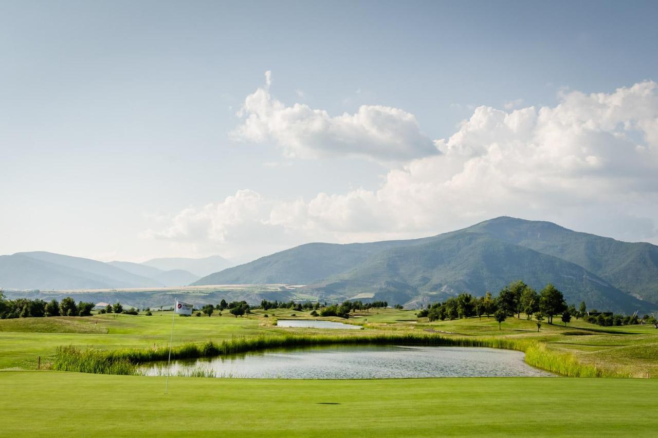 ​Exe Las Margas Golf Latas Exteriör bild