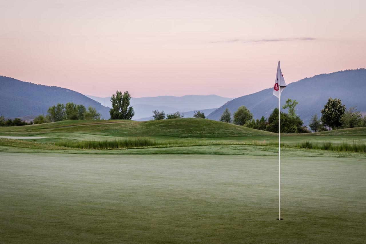 ​Exe Las Margas Golf Latas Exteriör bild