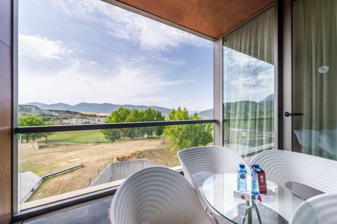 ​Exe Las Margas Golf Latas Exteriör bild